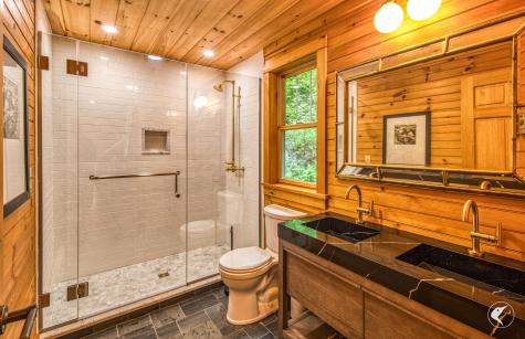 12 George & Bliss Lane Lake Placid NY 12946