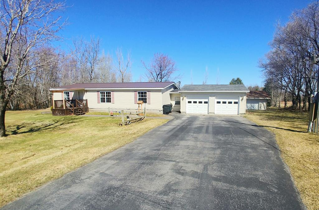 37 Mccabe Road Malone NY 12953