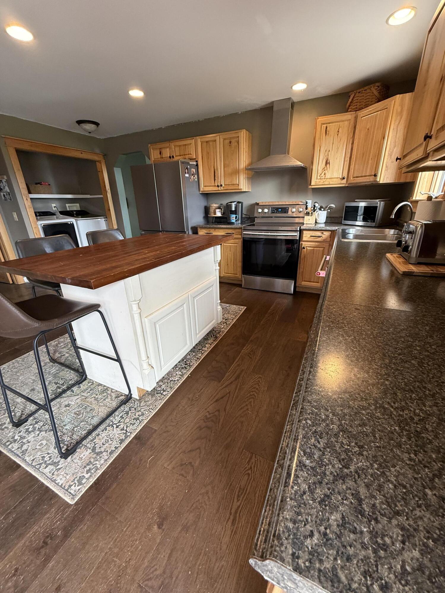 32 Turkey Run Road Vermontville NY 12989
