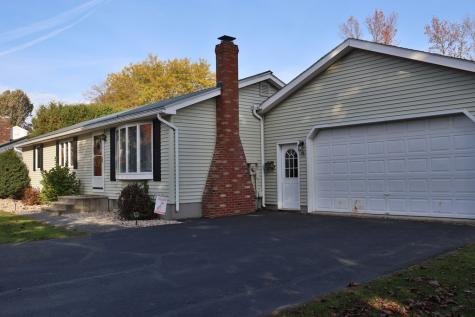 16 Stewart Street Rouses Point NY 12979