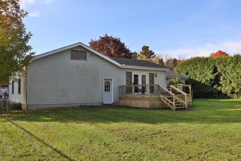 16 Stewart Street Rouses Point NY 12979