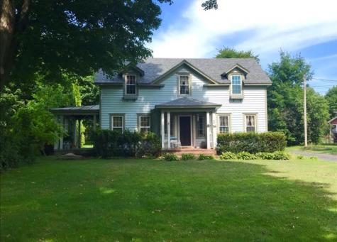 64 Oak Street Champlain NY 12919