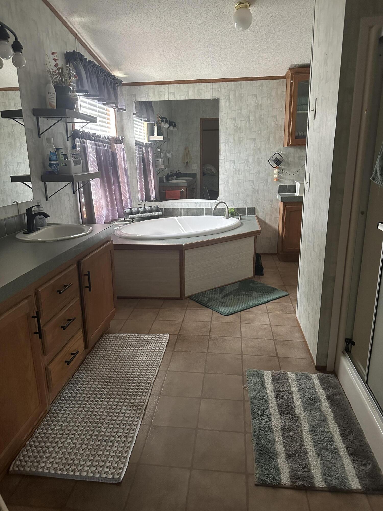 28 Elizabeth Street Port Henry NY 12974