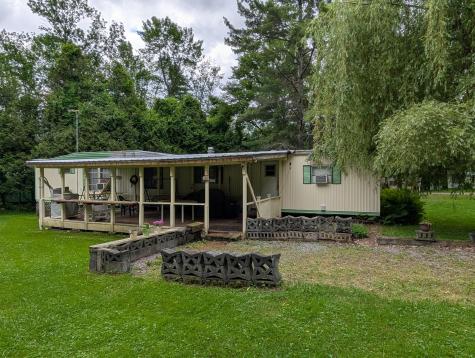 27 Elm Avenue Willsboro NY 12996