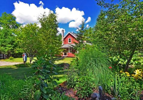 32 Algonquin Avenue Saranac Lake NY 12983
