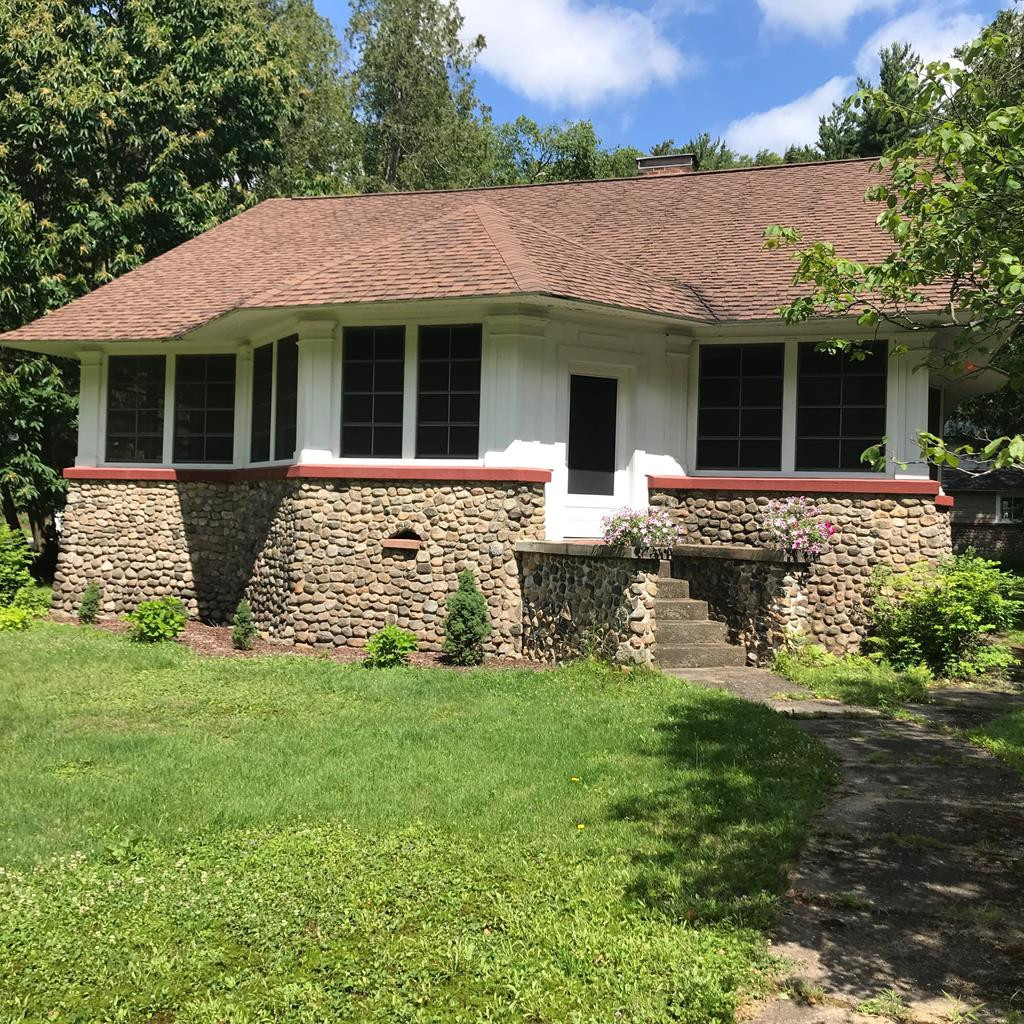 211 Park Avenue Saranac Lake NY 12983