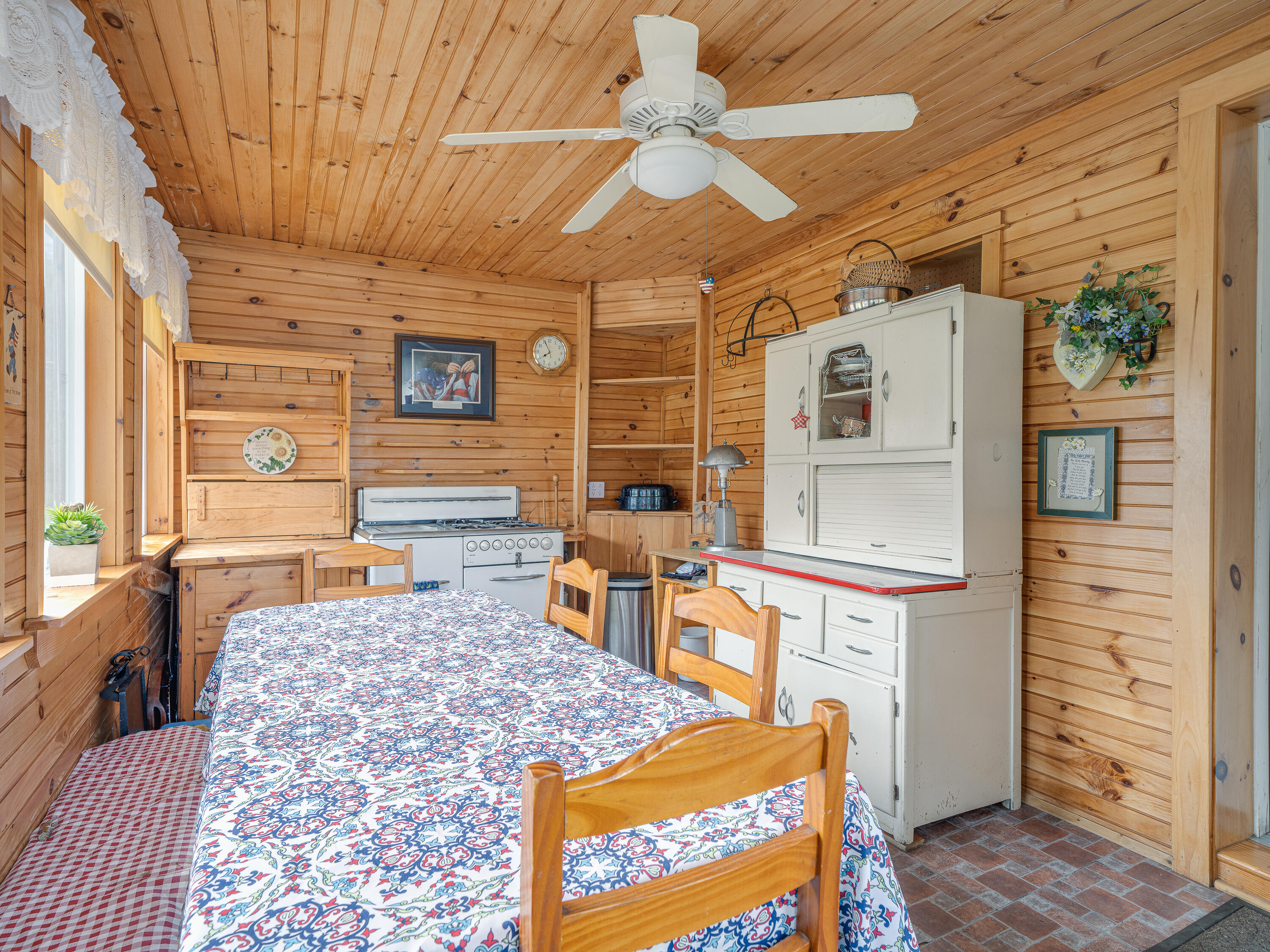 13 Washington Street Tupper Lake NY 12986