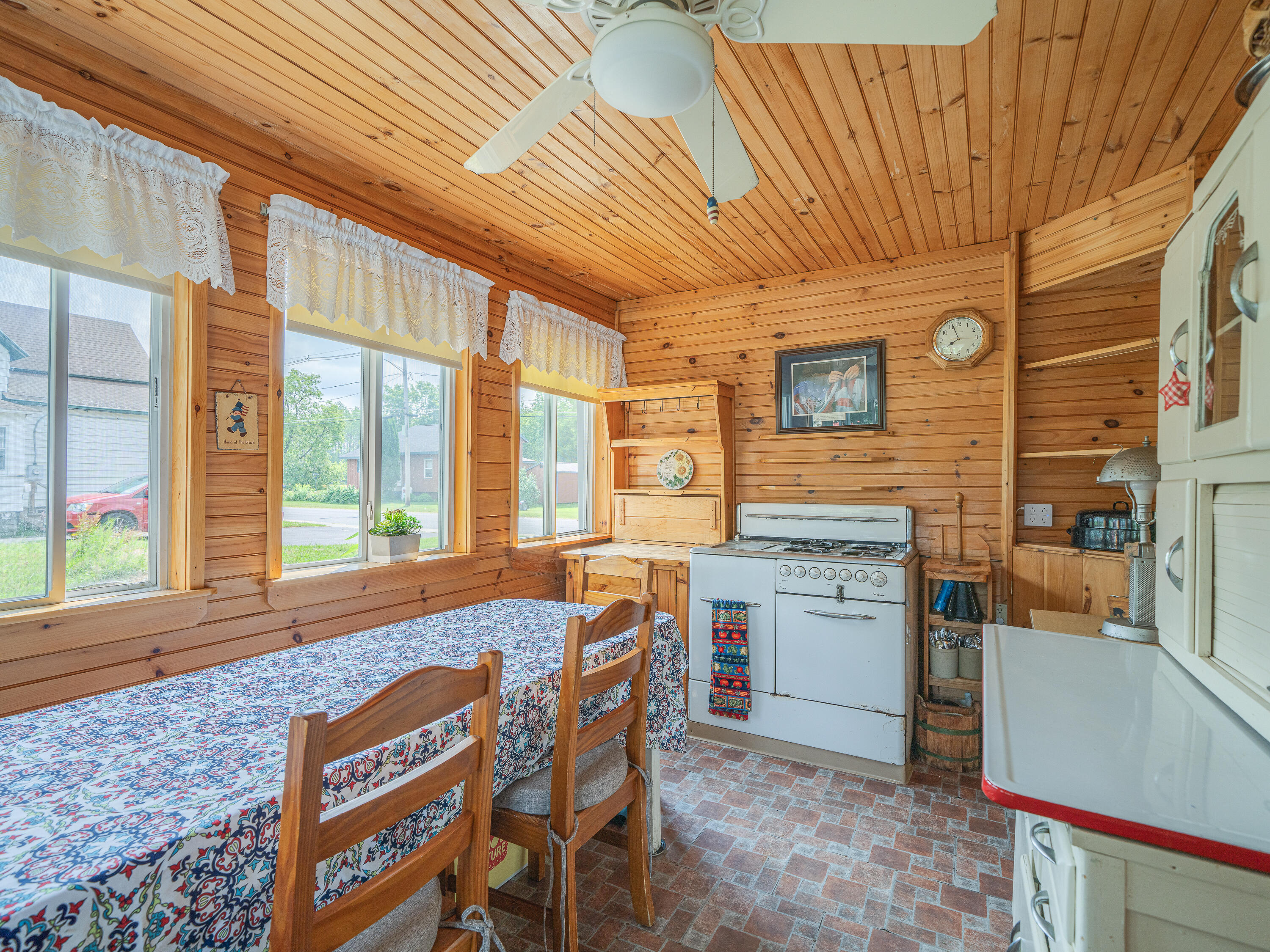 13 Washington Street Tupper Lake NY 12986
