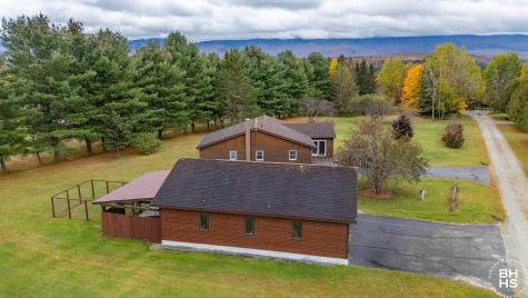18 Turkey Run Lane Road Vermontville NY 12989