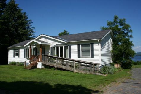 2218 Lakeshore Road Essex NY 12936