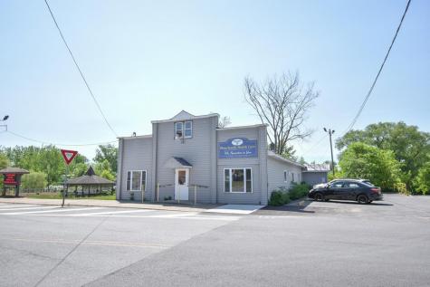 9 Elm Street Peru NY 12972