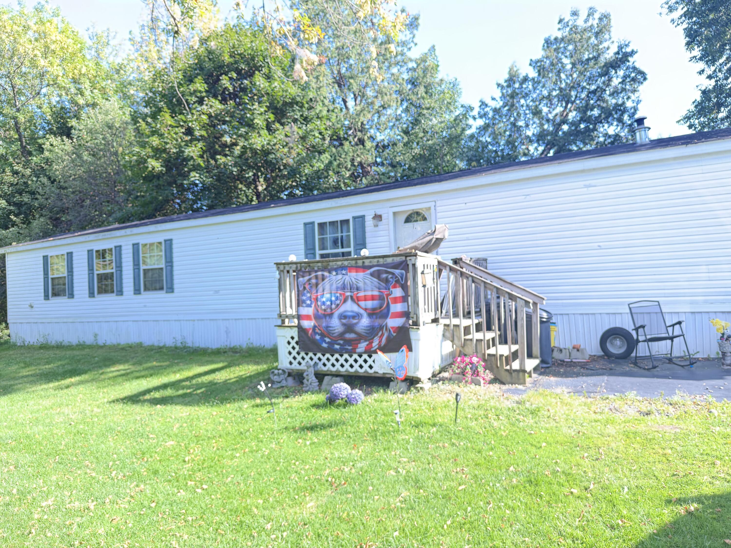 2670 New York 22 Essex NY 12936