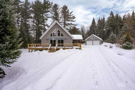 22 Juniper Circle Saranac Lake NY 12983