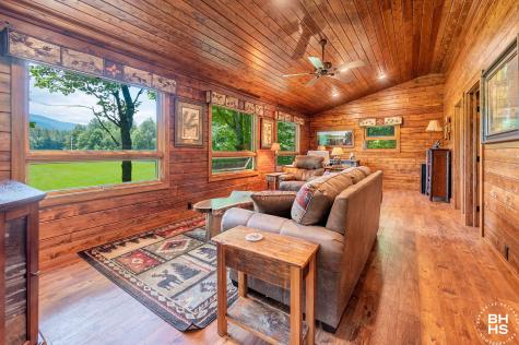 2292 Gillespie Drive Bloomingdale NY 12913
