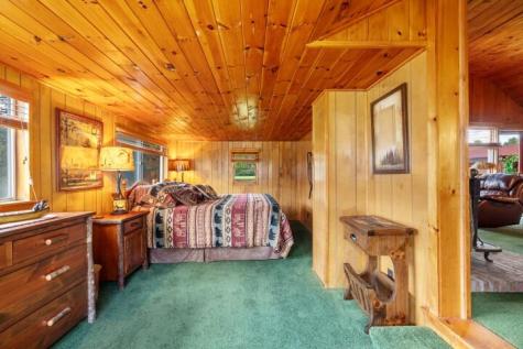 2292 Gillespie Drive Bloomingdale NY 12913