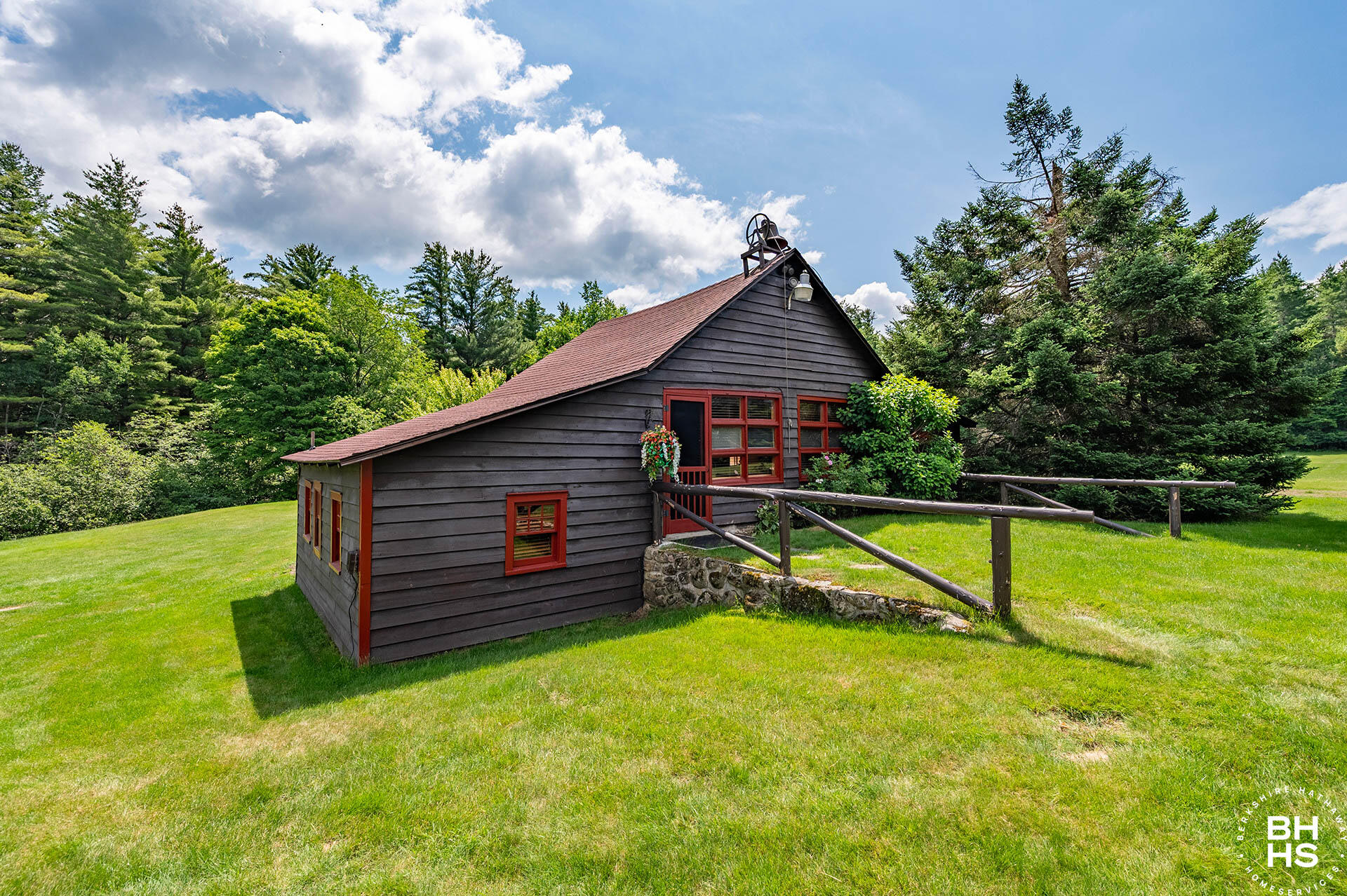 2292 Gillespie Drive Bloomingdale NY 12913