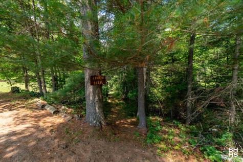 2292 Gillespie Drive Bloomingdale NY 12913
