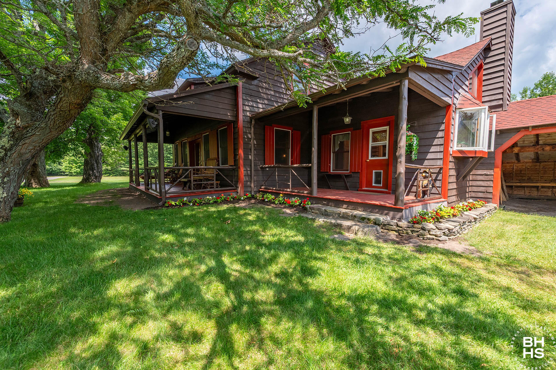 2292 Gillespie Drive Bloomingdale NY 12913