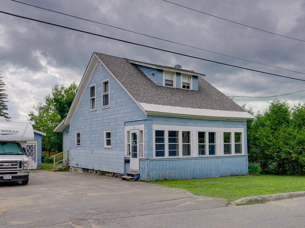 6 Lakeview Avenue Tupper Lake NY 12986