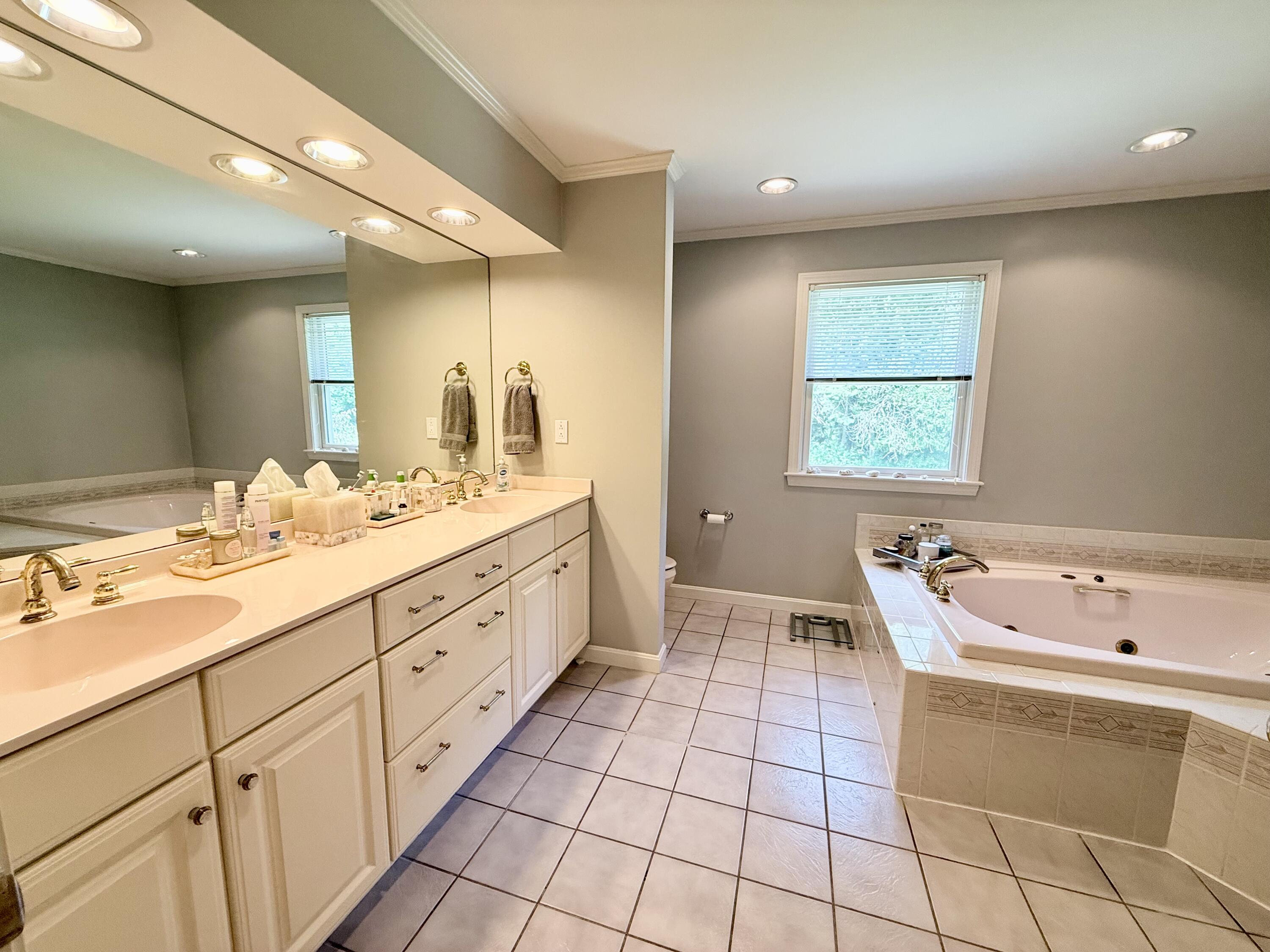 4 Meadowbrook Drive Morrisonville NY 12962