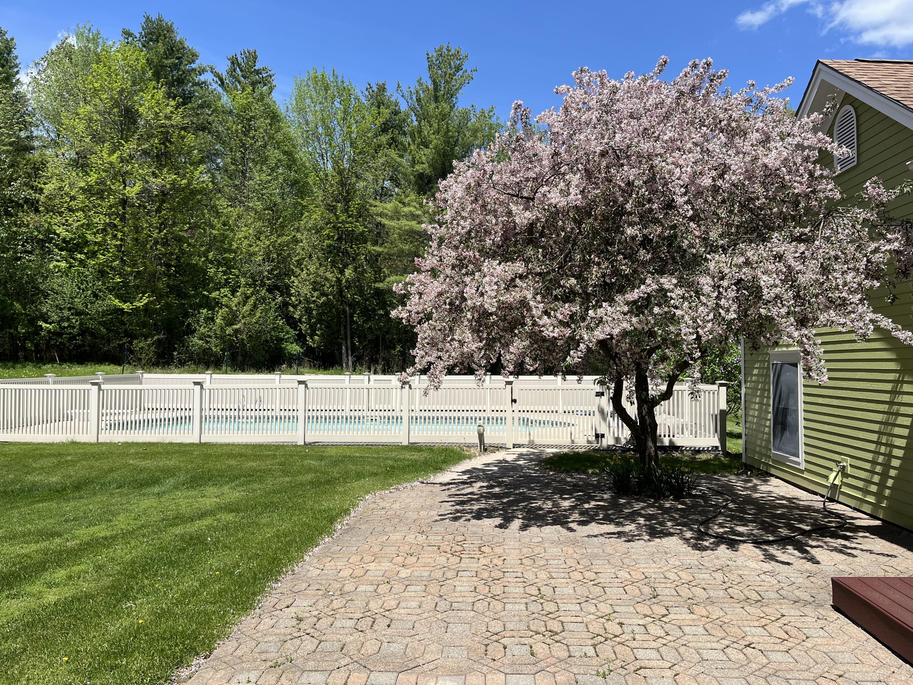 4 Meadowbrook Drive Morrisonville NY 12962