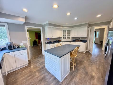 4 Meadowbrook Drive Morrisonville NY 12962