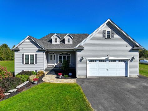 786 Calkins Road Peru NY 12972