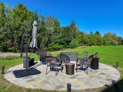 786 Calkins Road Peru NY 12972