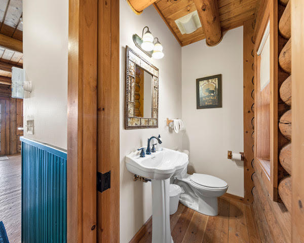 31 Bayside Drive Saranac Lake NY 12983