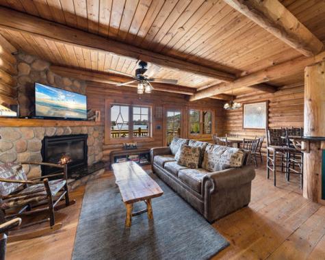 31 Bayside Drive Saranac Lake NY 12983