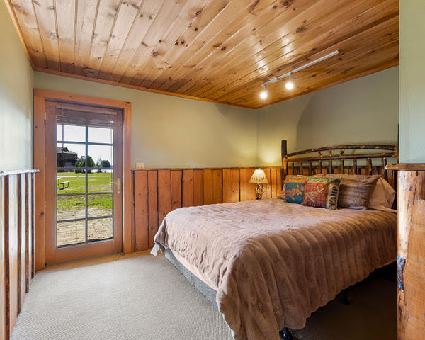 31 Bayside Drive Saranac Lake NY 12983