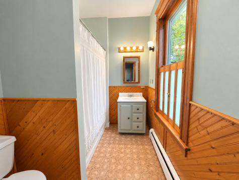 21 Oak Street Champlain NY 12919
