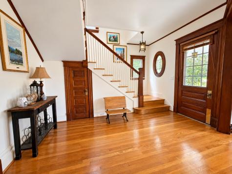 21 Oak Street Champlain NY 12919