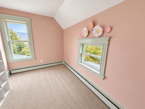 21 Oak Street Champlain NY 12919