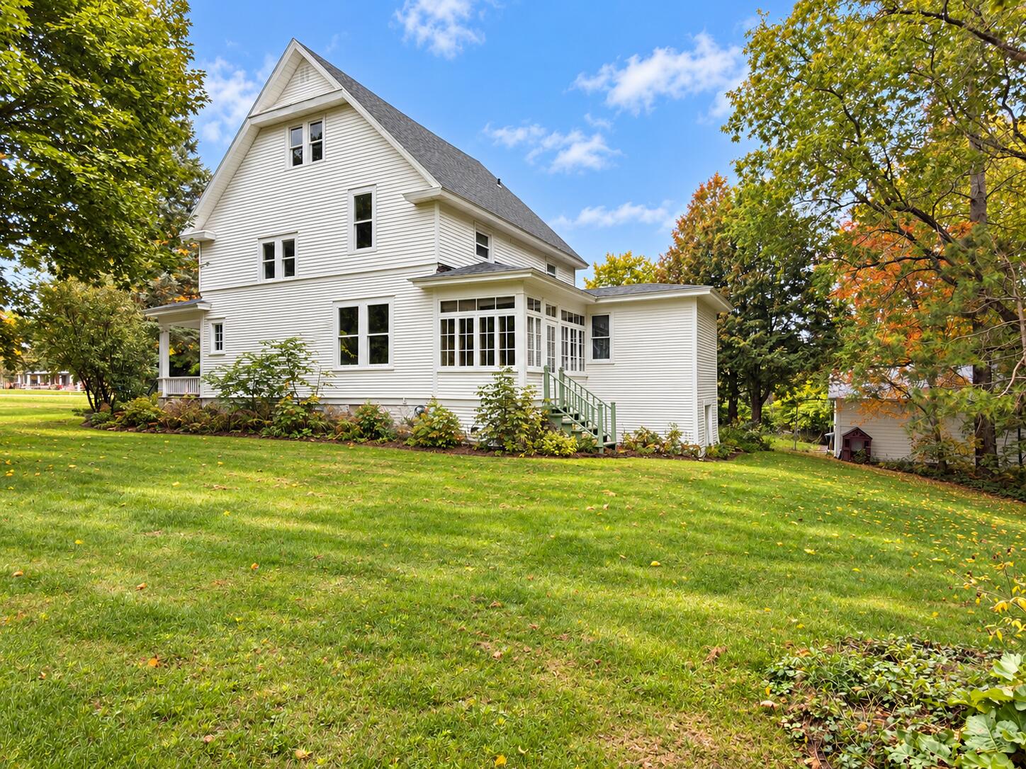 21 Oak Street Champlain NY 12919
