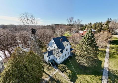 21 Oak Street Champlain NY 12919