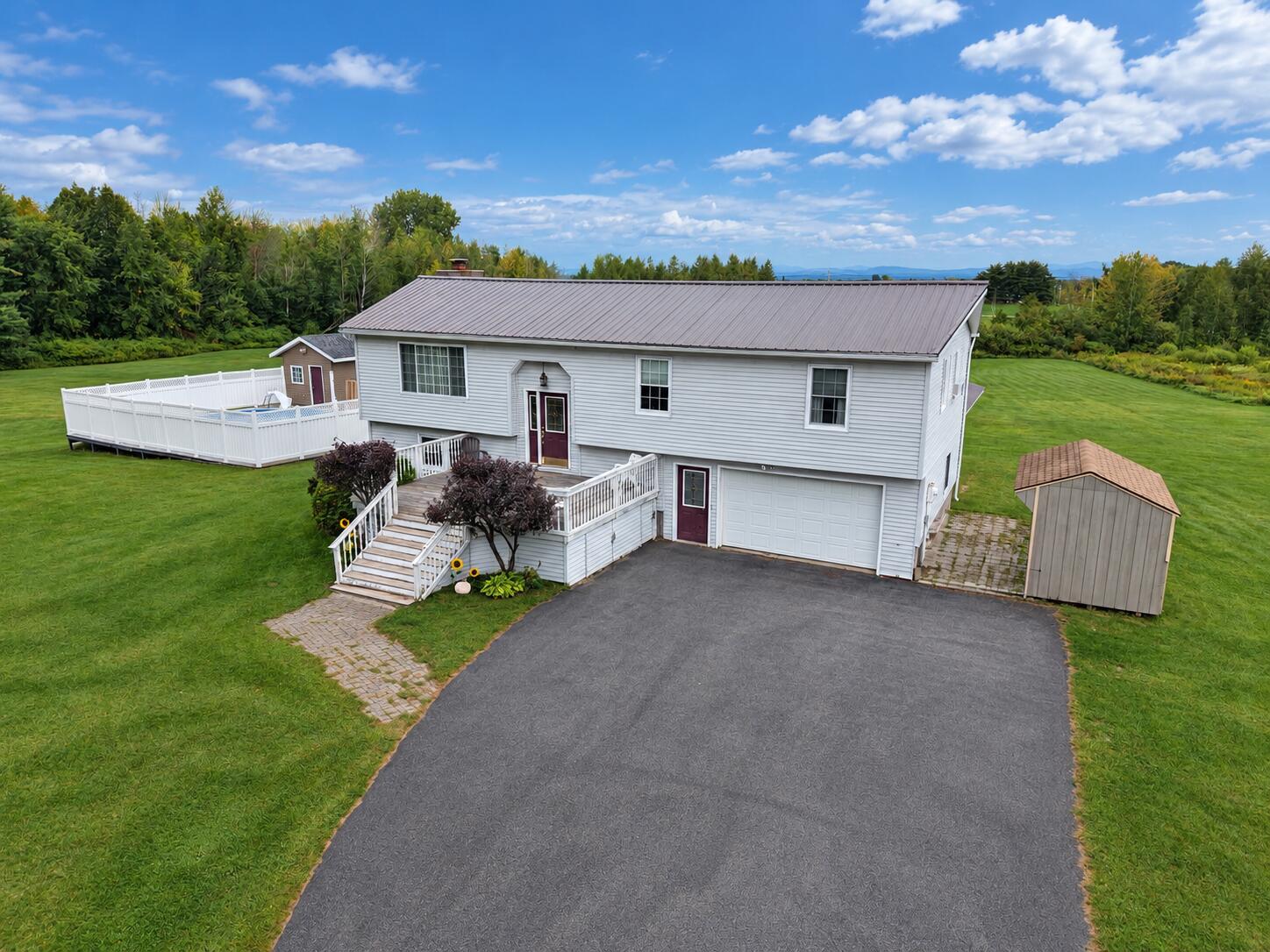 14 Carriage Hill Peru NY 12972