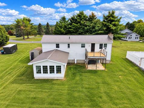 14 Carriage Hill Peru NY 12972