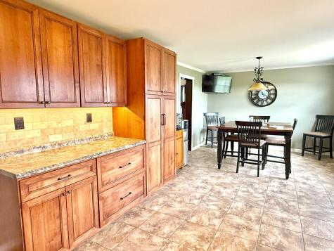 14 Carriage Hill Peru NY 12972