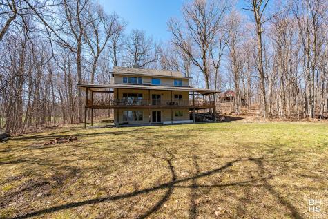 11 Clubhouse Way Essex NY 12936