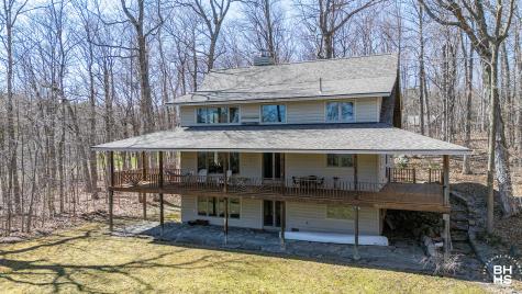11 Clubhouse Way Essex NY 12936