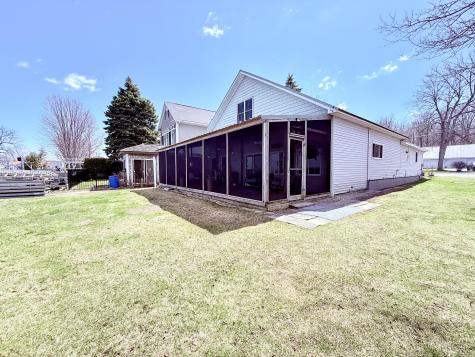 142 Algonquin Park Road Plattsburgh NY 12901