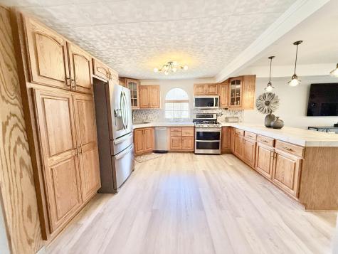 142 Algonquin Park Road Plattsburgh NY 12901