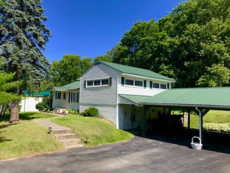 88 Clinton Street Keeseville NY 12944
