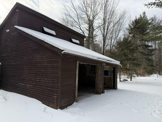29 Brookside Way Lewis NY 12950