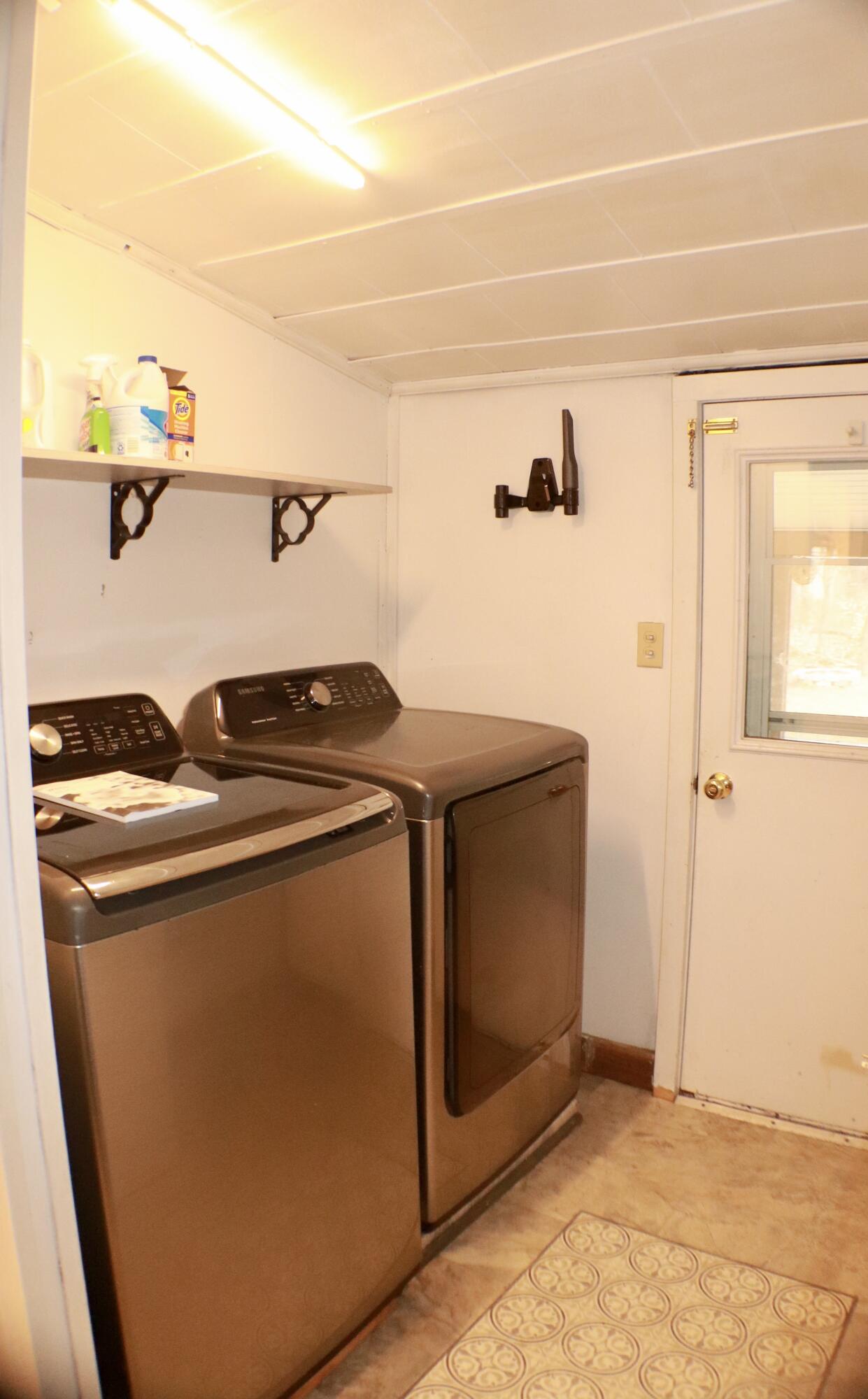 8250 River Street Elizabethtown NY 12932