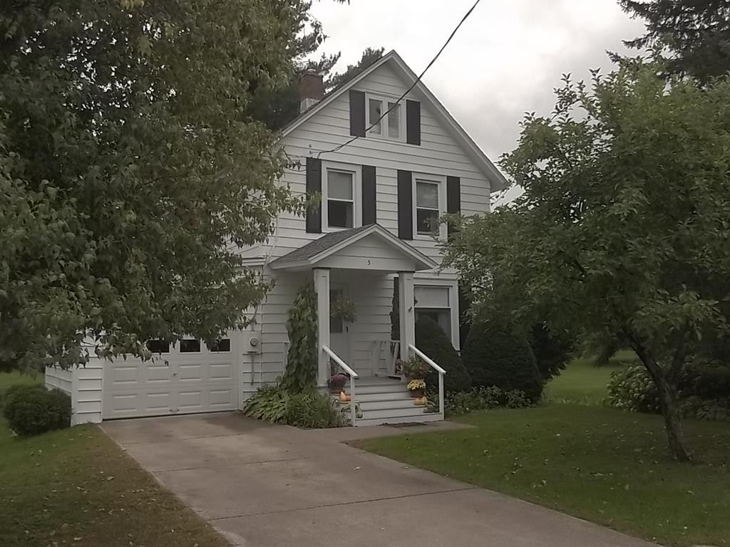 5 Bigelow Street Malone NY 12953