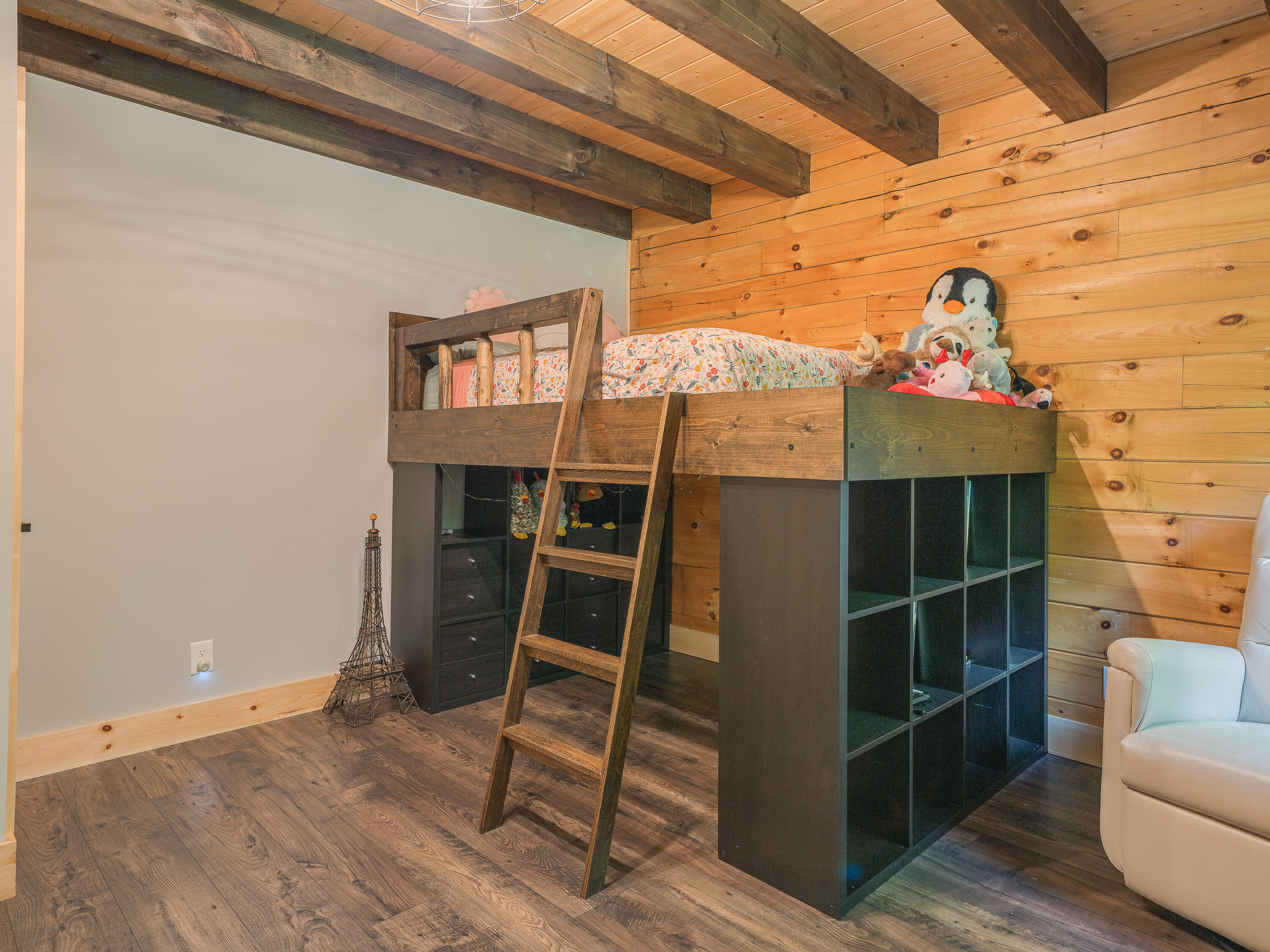 3307 New York 73 Keene NY 12942
