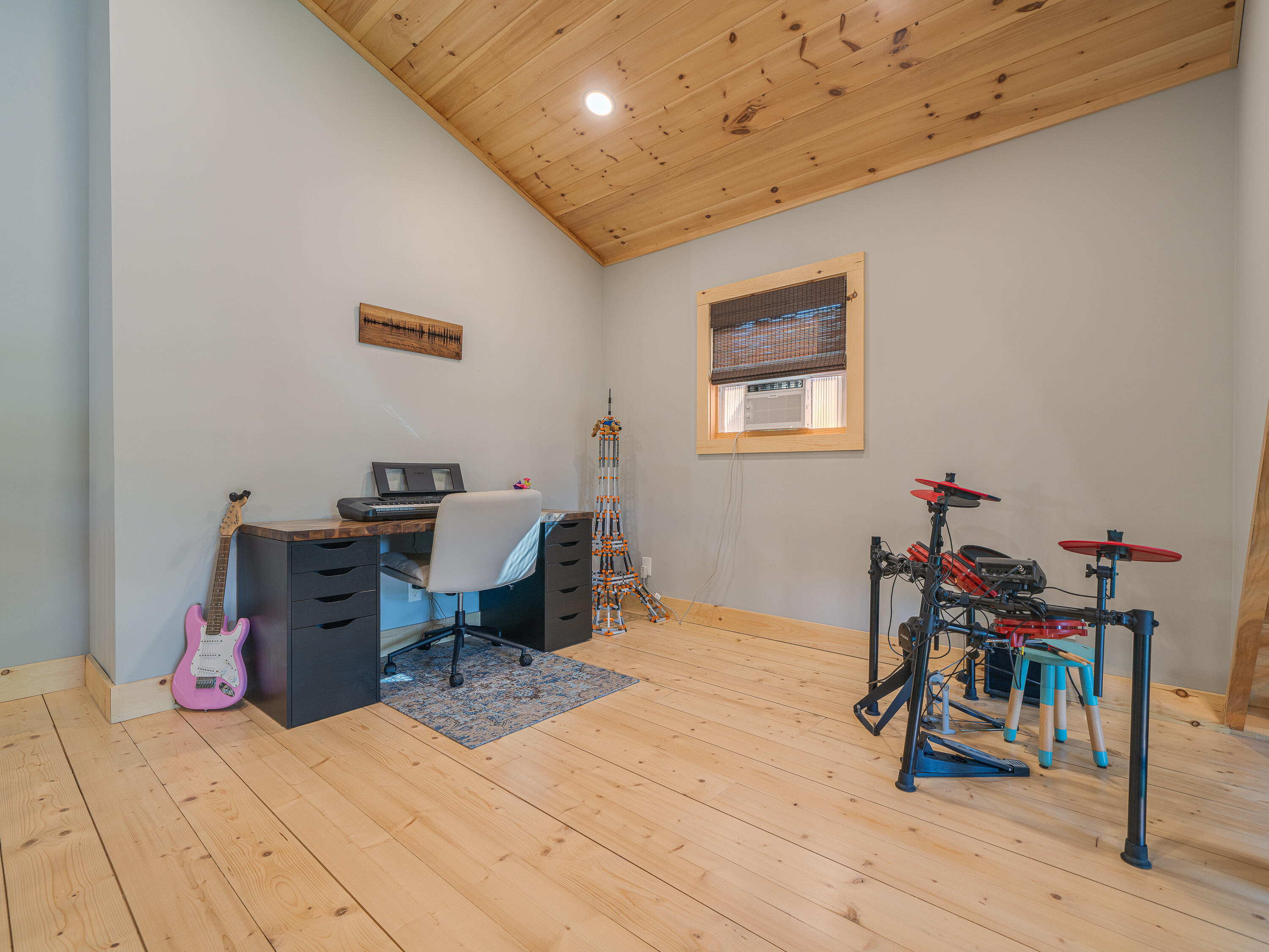 3307 New York 73 Keene NY 12942