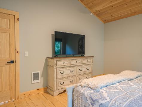 3307 New York 73 Keene NY 12942